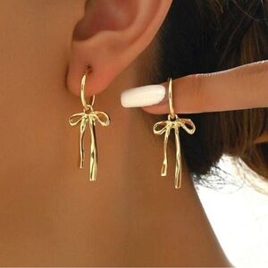 Anthropologie soft girl bow gold earrings